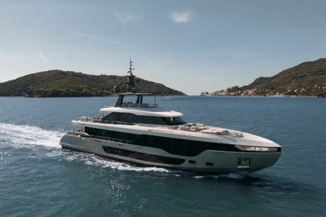Azimut 116 — Mallorca Yachst Hire, Mallorca