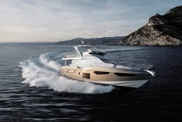 Azimut 60 Fly — Mallorca Yachst Hire, Mallorca