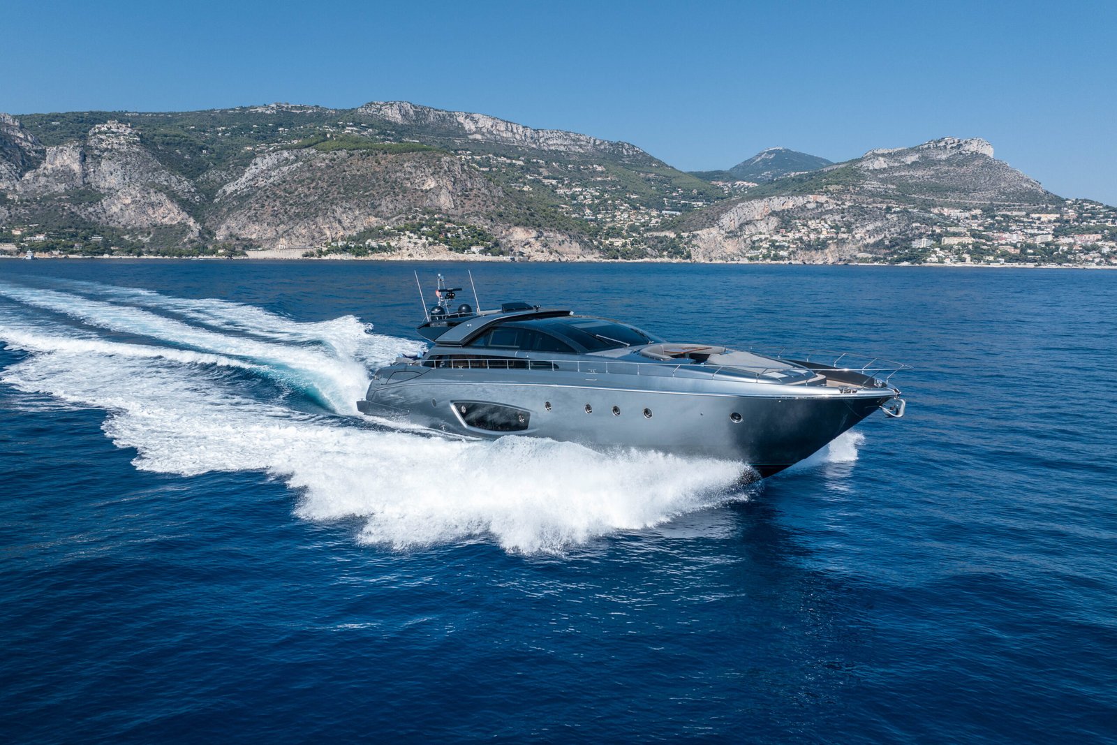 Riva 86 Domino