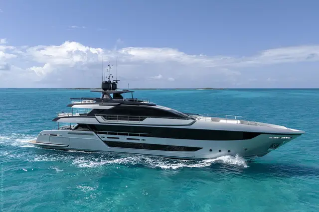 Riva 130 Bellissima — Mallorca Yachst Hire, Mallorca
